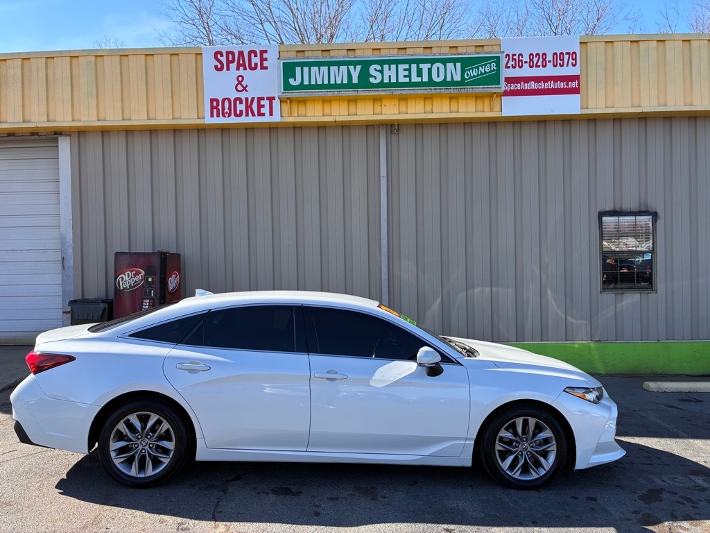 2020 Toyota Avalon XLE