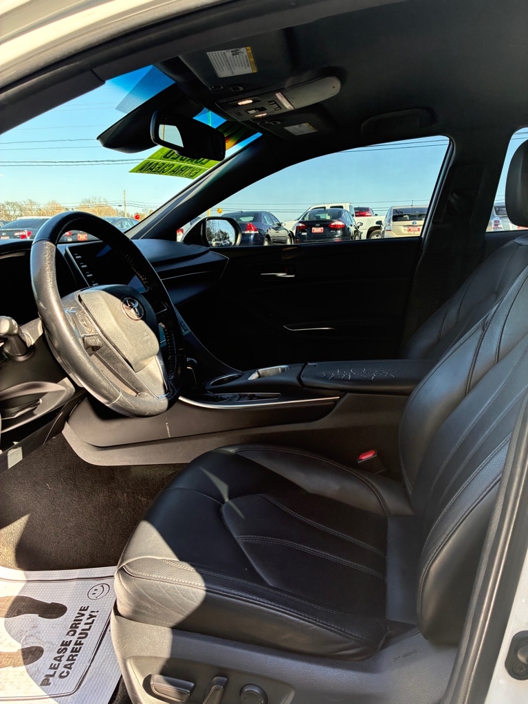 Toyota Avalon  2020