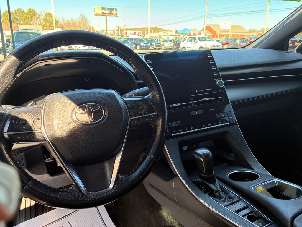 Toyota Avalon  2020