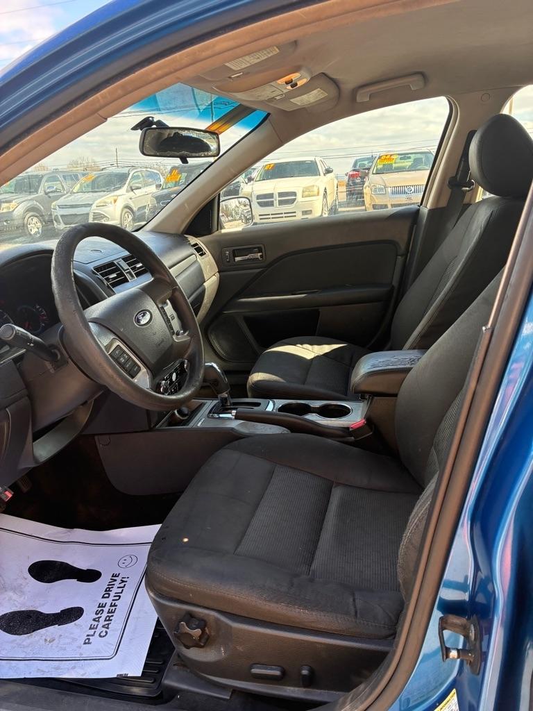 Ford Fusion SE 2011