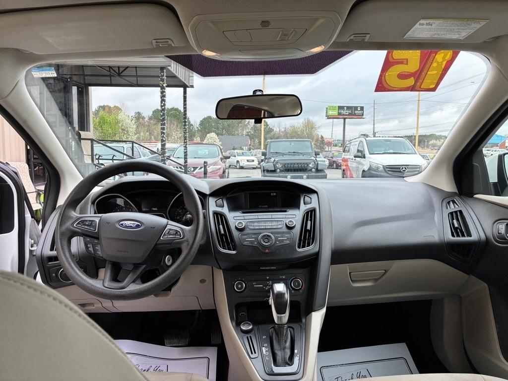 Ford Focus SE 2015