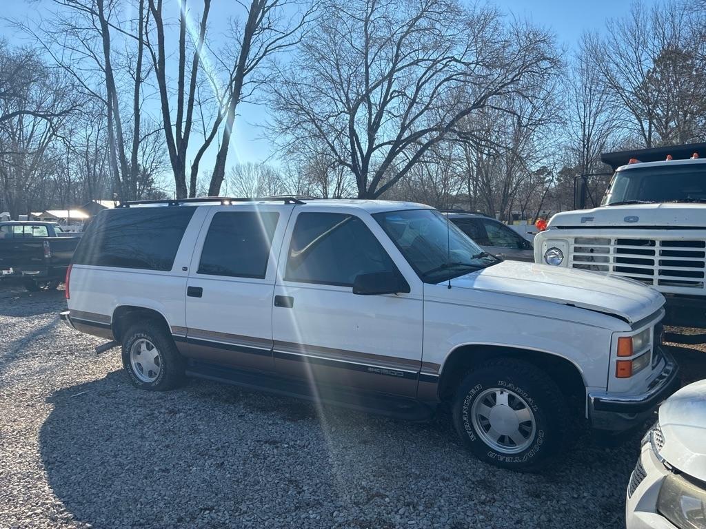 GMC Suburban  1998