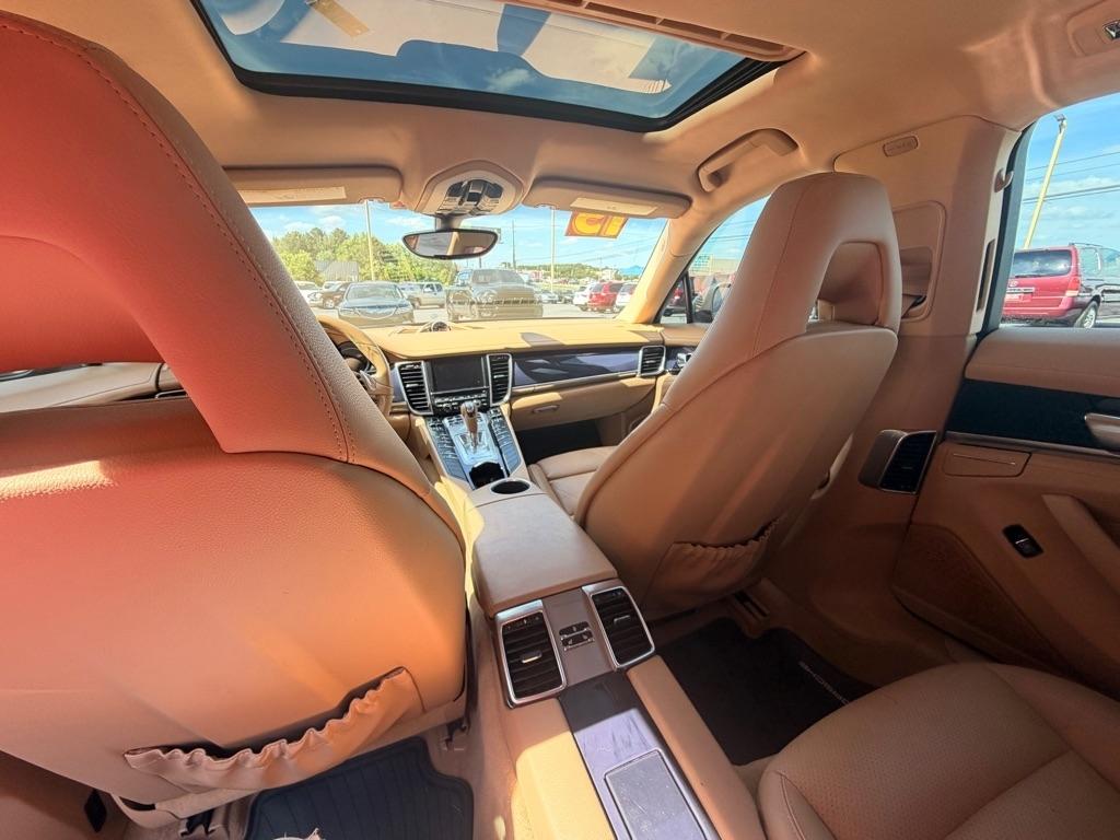 Porsche Panamera  2015