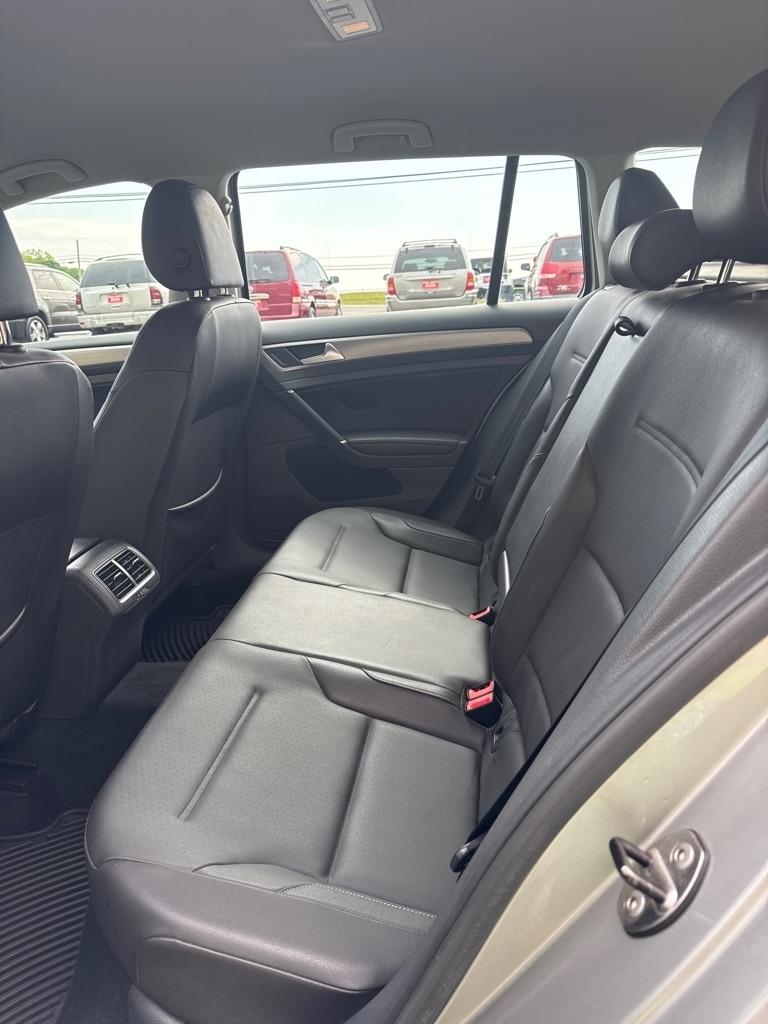Volkswagen Golf SportWagen  2015