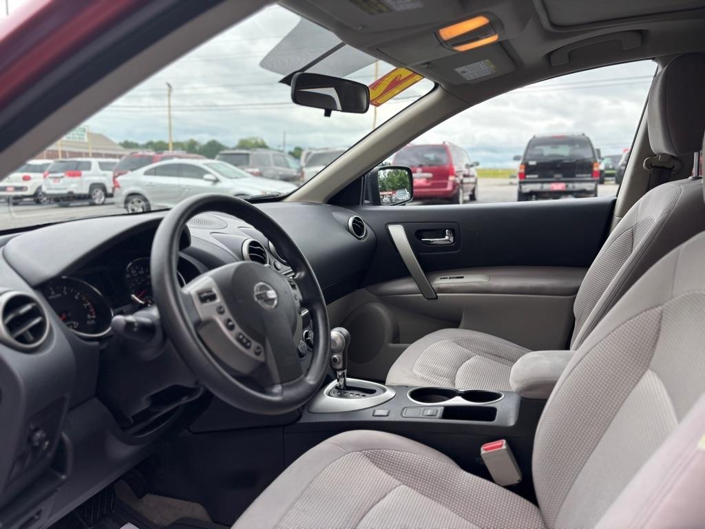 Nissan Rogue  2012