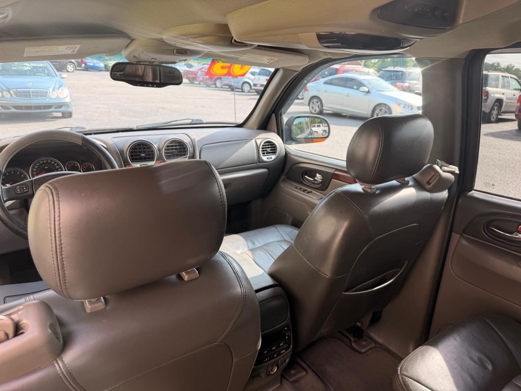 GMC Envoy  2003