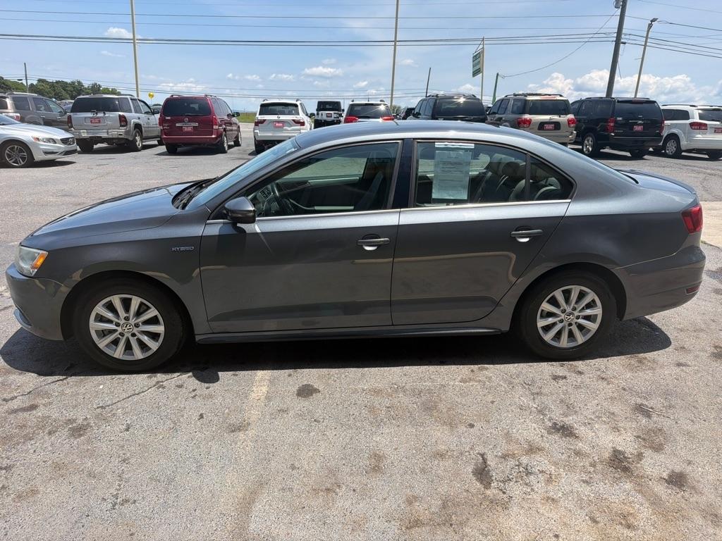 Volkswagen Jetta Hybrid  2013