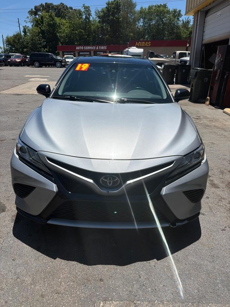 Toyota Camry  2019