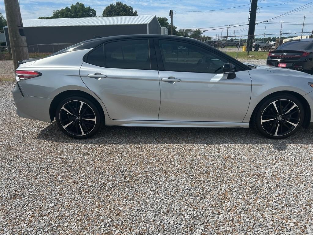 Toyota Camry  2019