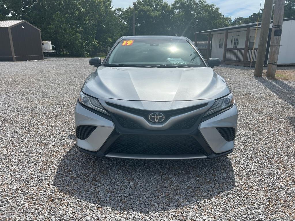Toyota Camry  2019