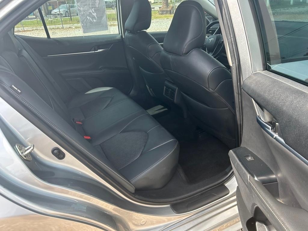 Toyota Camry  2019