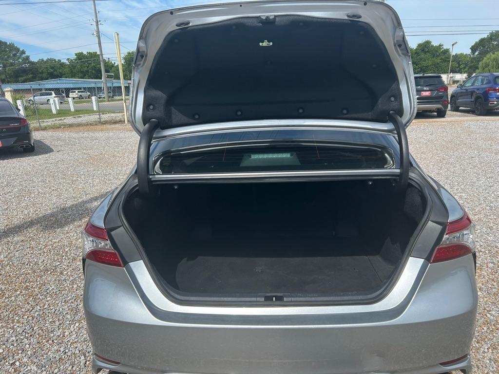 Toyota Camry  2019