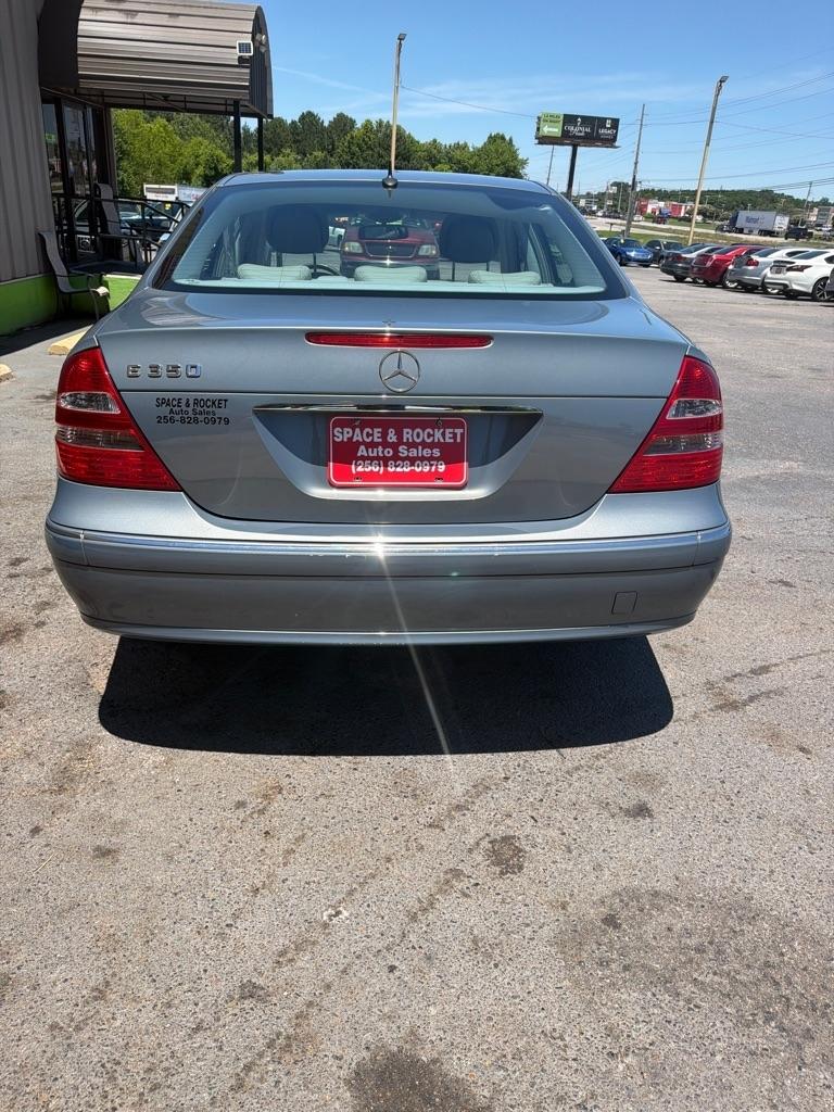 Mercedes-Benz E-Class  2006