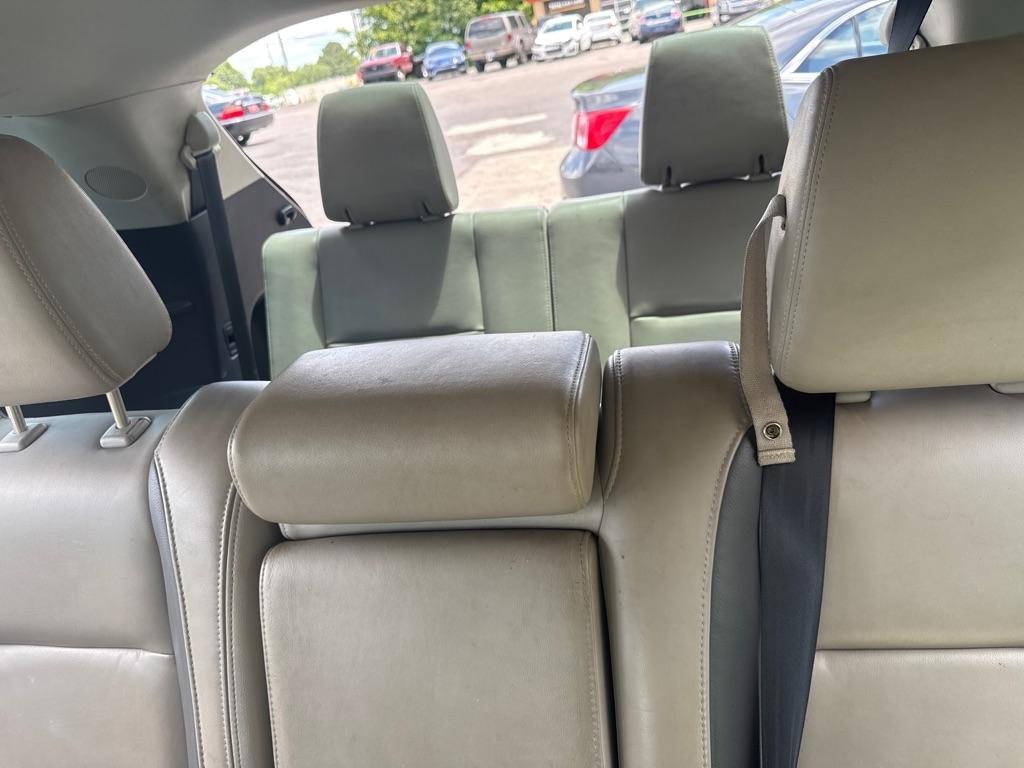 Mazda CX-9  2012