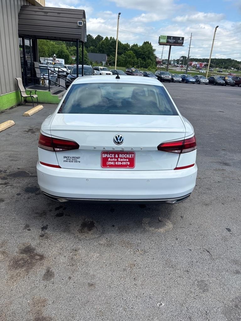 Volkswagen Passat  2020