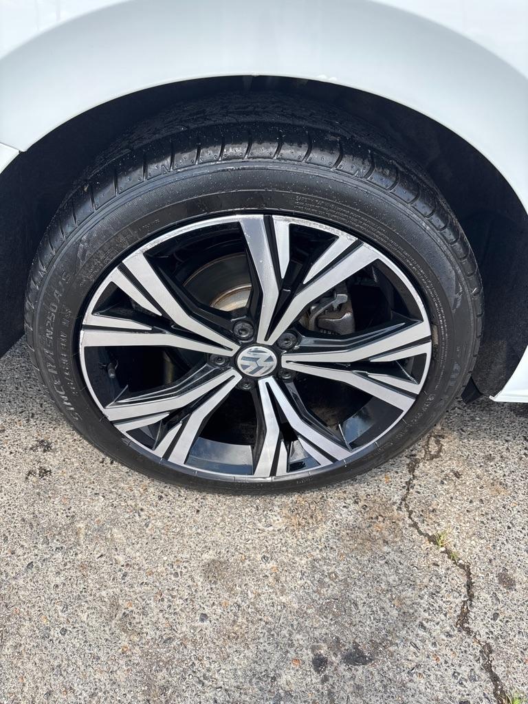 Volkswagen Passat  2020