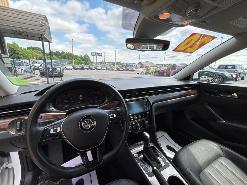 Volkswagen Passat  2020