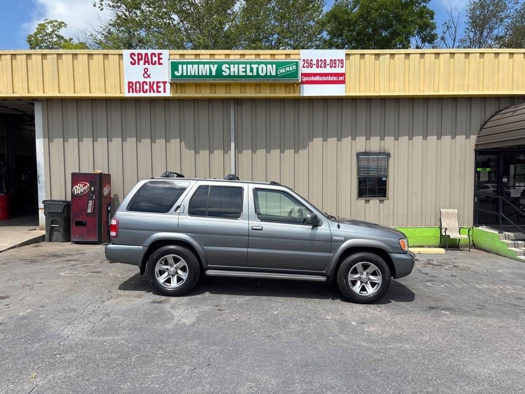 Nissan Pathfinder  2004