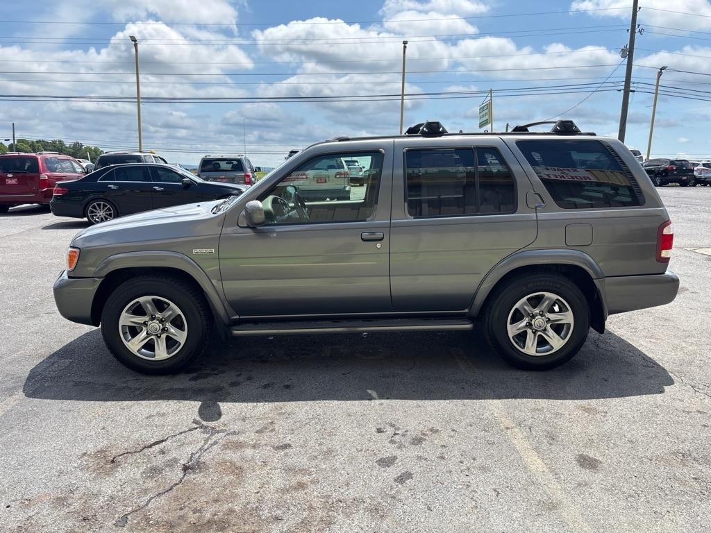 Nissan Pathfinder  2004