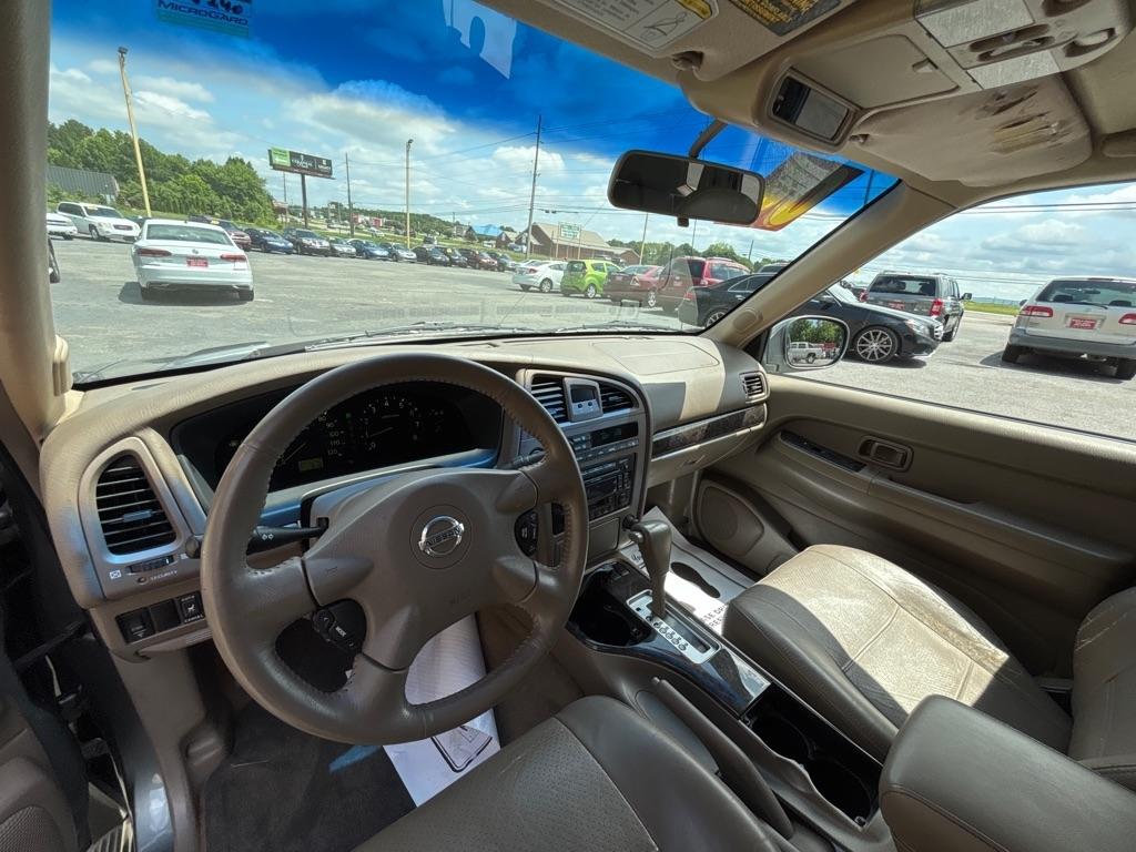 Nissan Pathfinder  2004