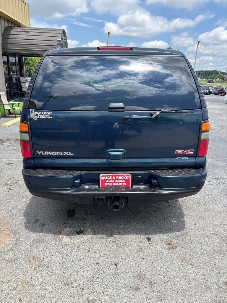 GMC Yukon Denali  2006