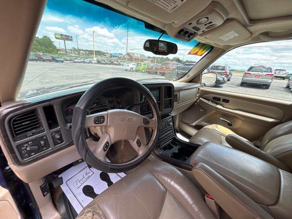 GMC Yukon Denali  2006