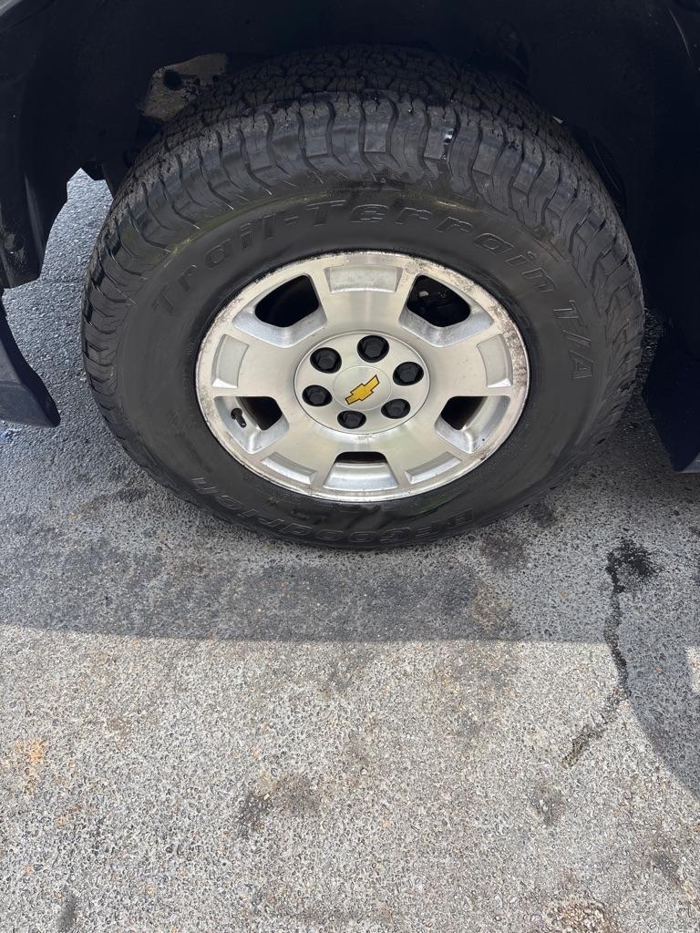 GMC Yukon Denali  2006