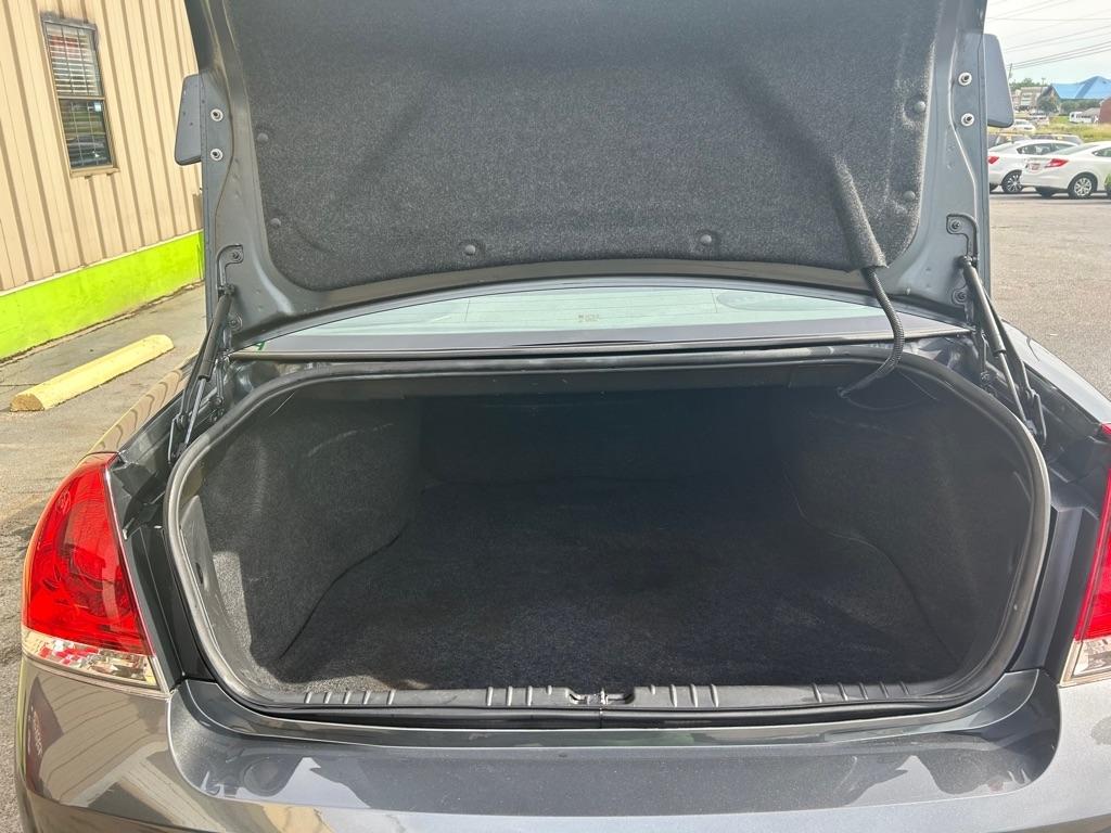 Chevrolet Impala  2011
