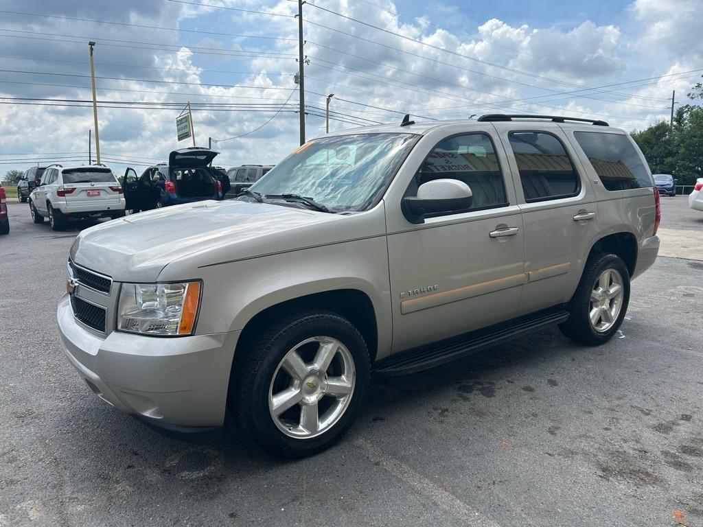 Chevrolet Tahoe  2007