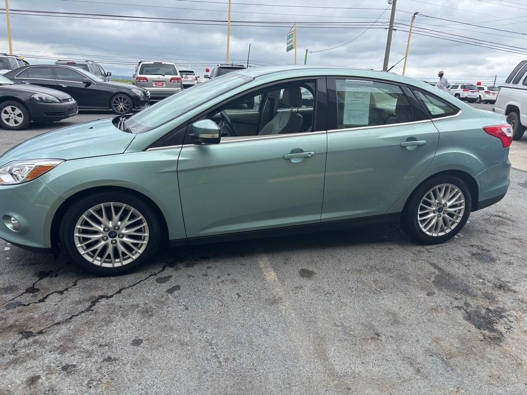 Ford Focus  2012
