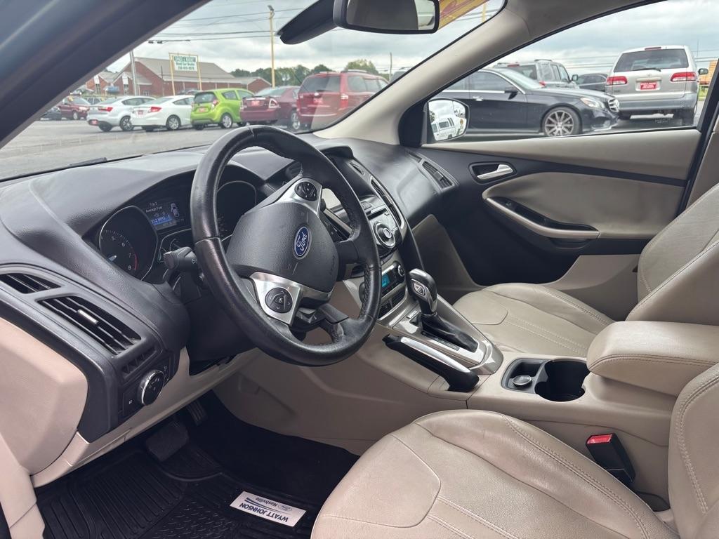Ford Focus  2012