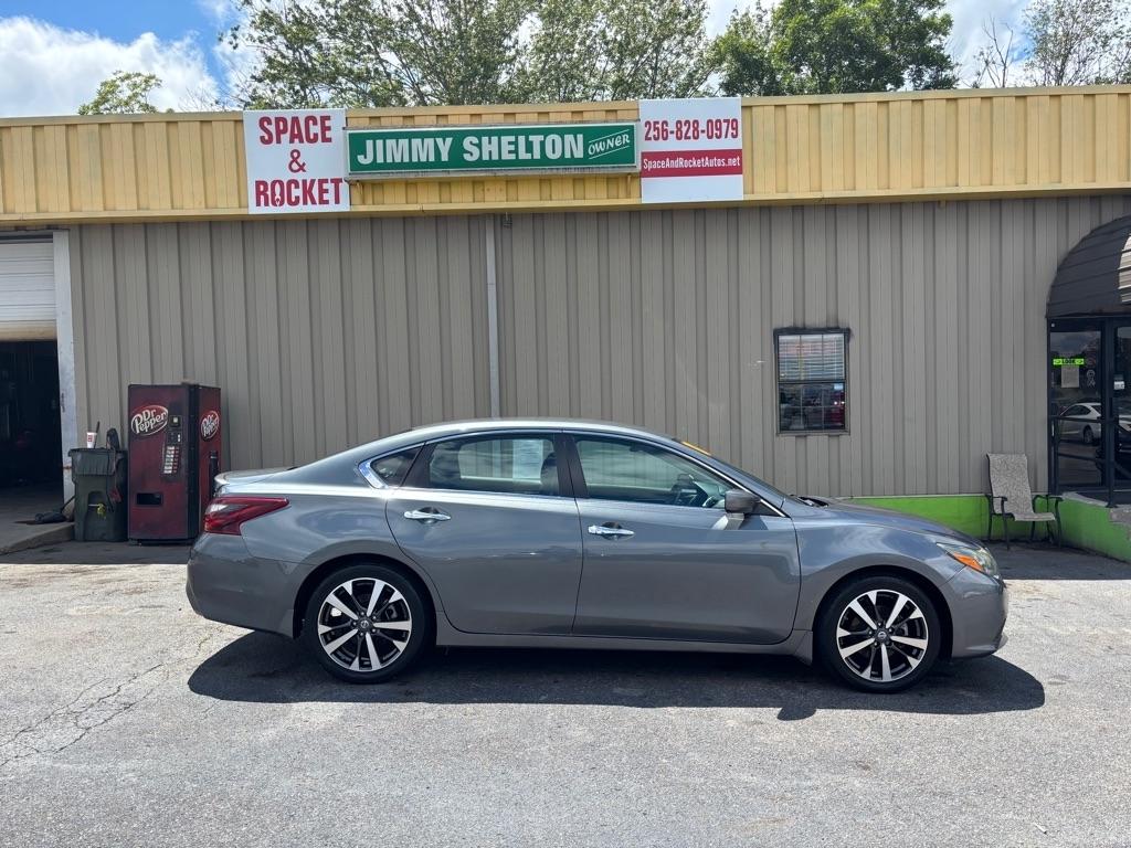 Nissan Altima  2017