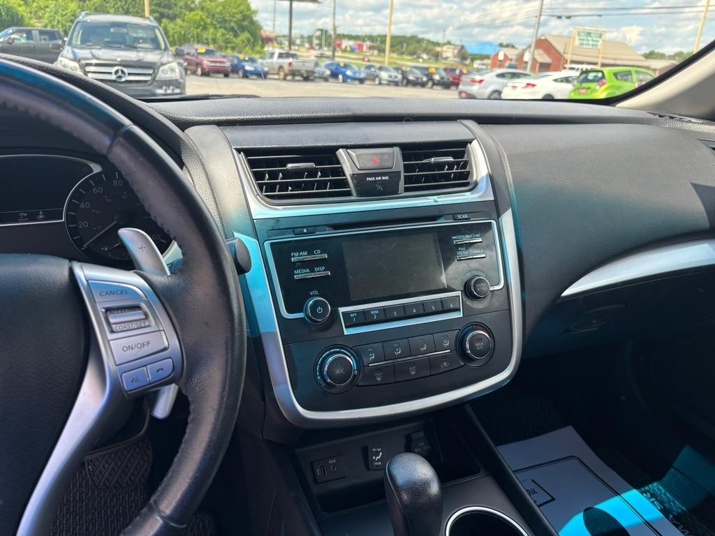 Nissan Altima  2017