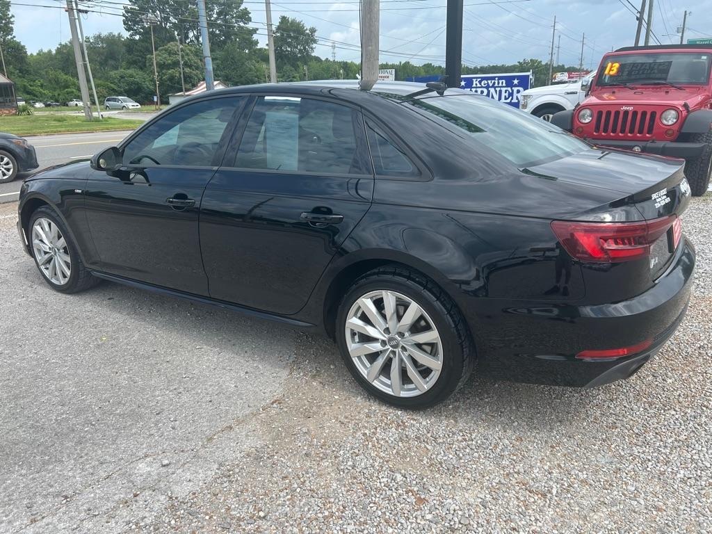 Audi A4  2018