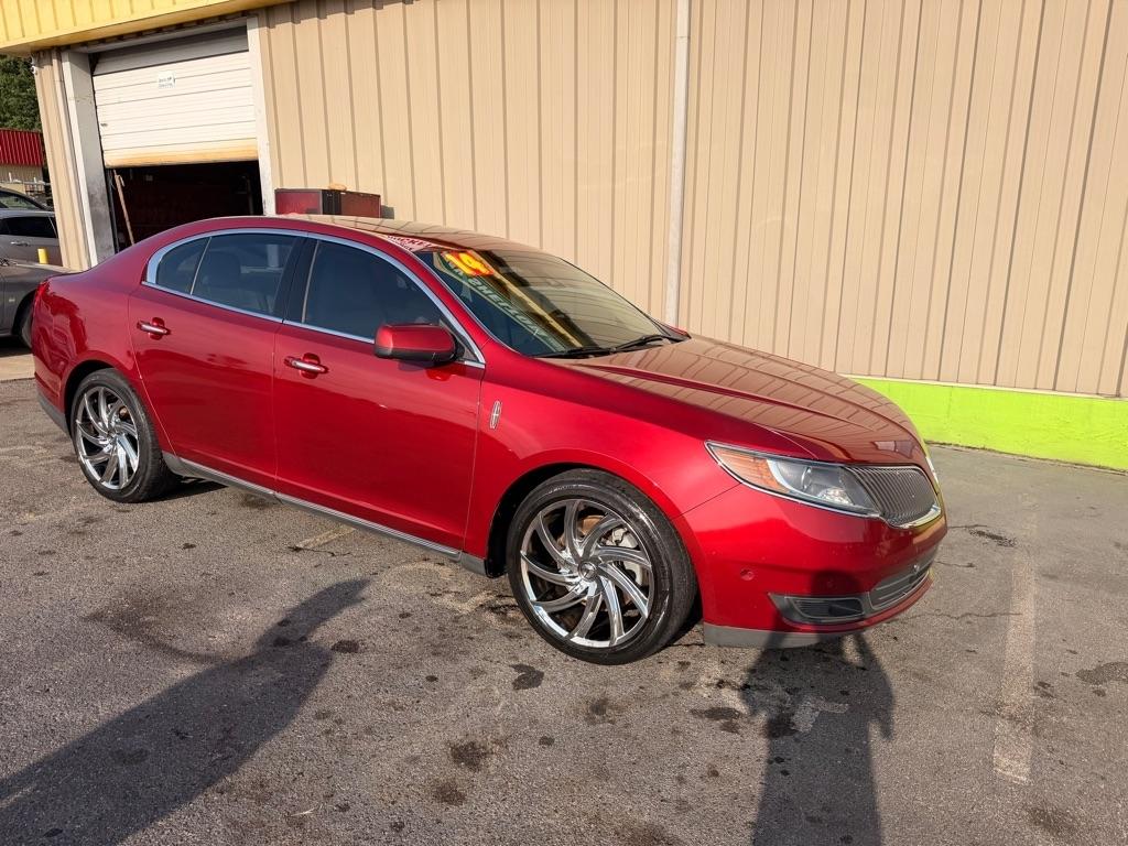 Lincoln MKS  2014