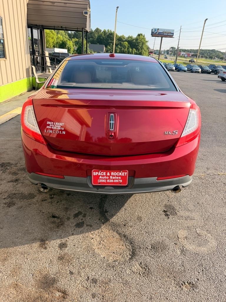 Lincoln MKS  2014