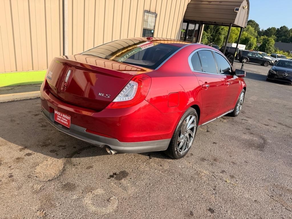 Lincoln MKS  2014