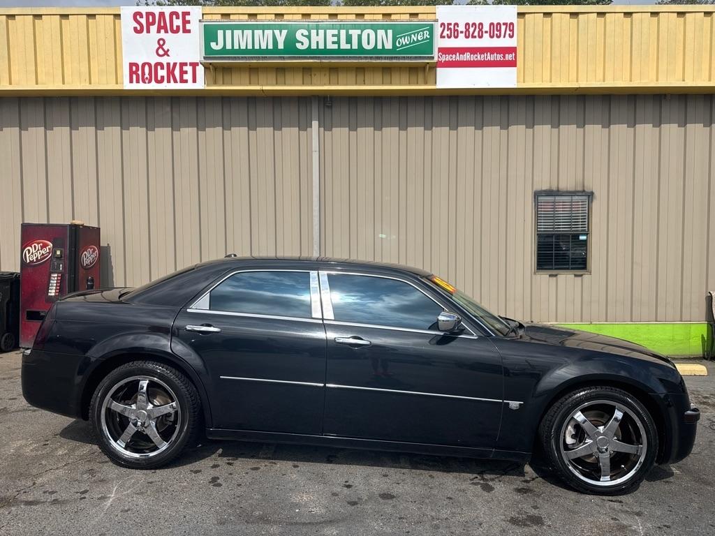 Chrysler 300  2005