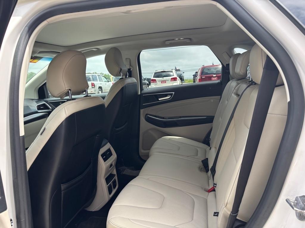 Ford Edge  2015