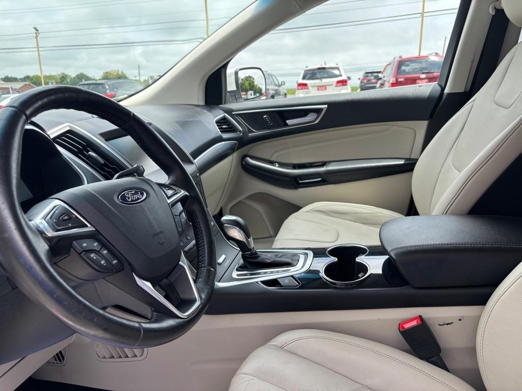 Ford Edge  2015