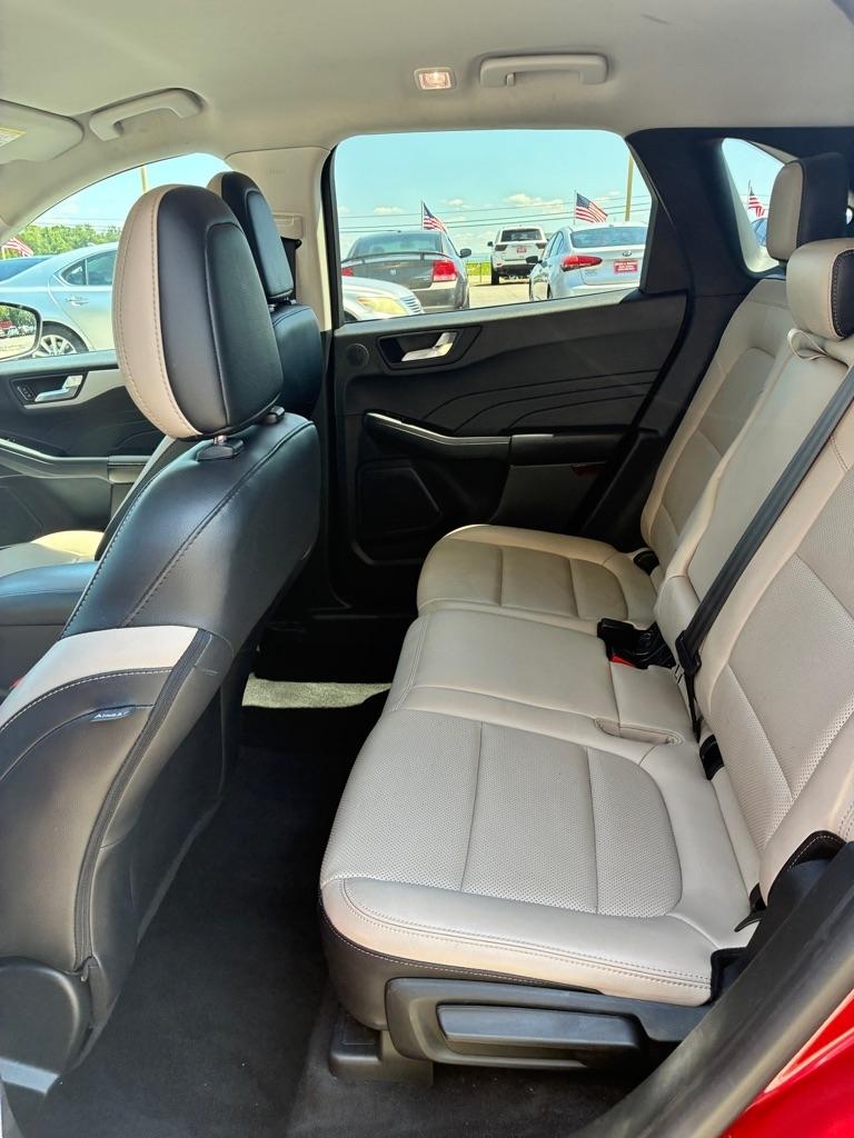 Ford Escape  2021