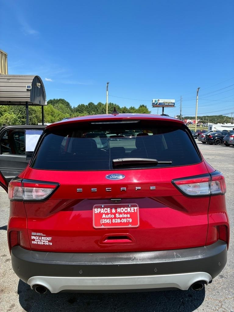 Ford Escape  2021