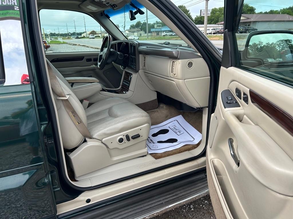 Cadillac Escalade  2003