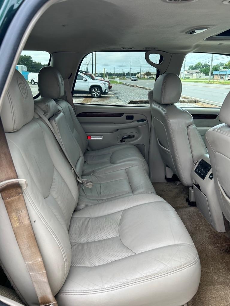Cadillac Escalade  2003