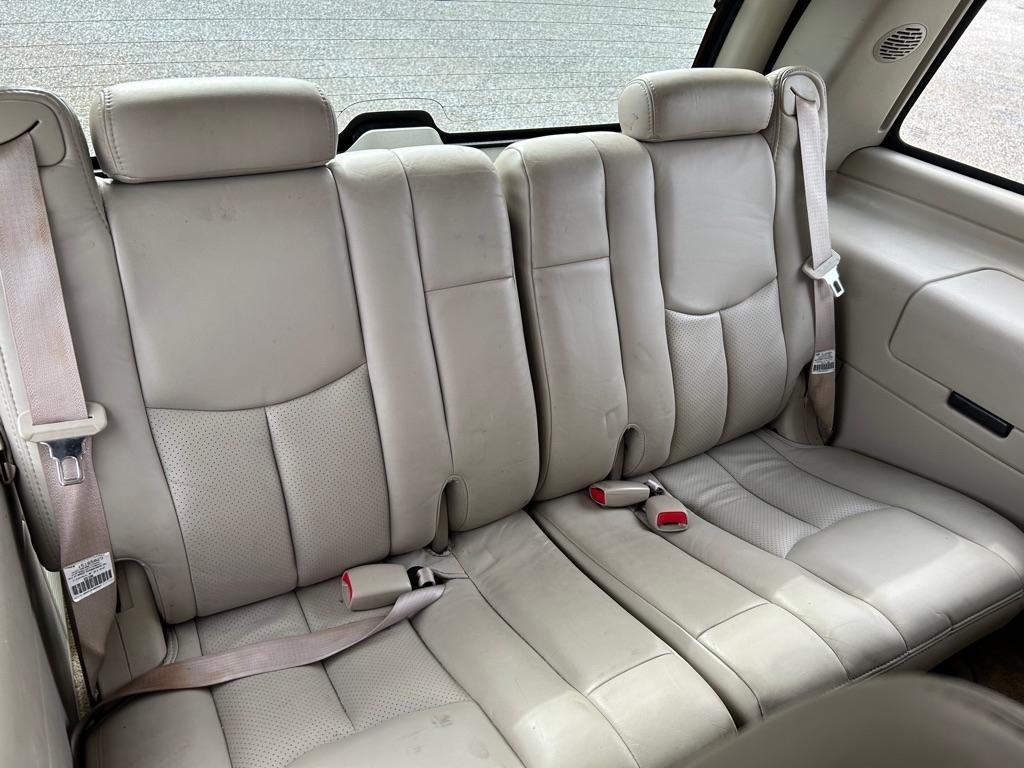 Cadillac Escalade  2003