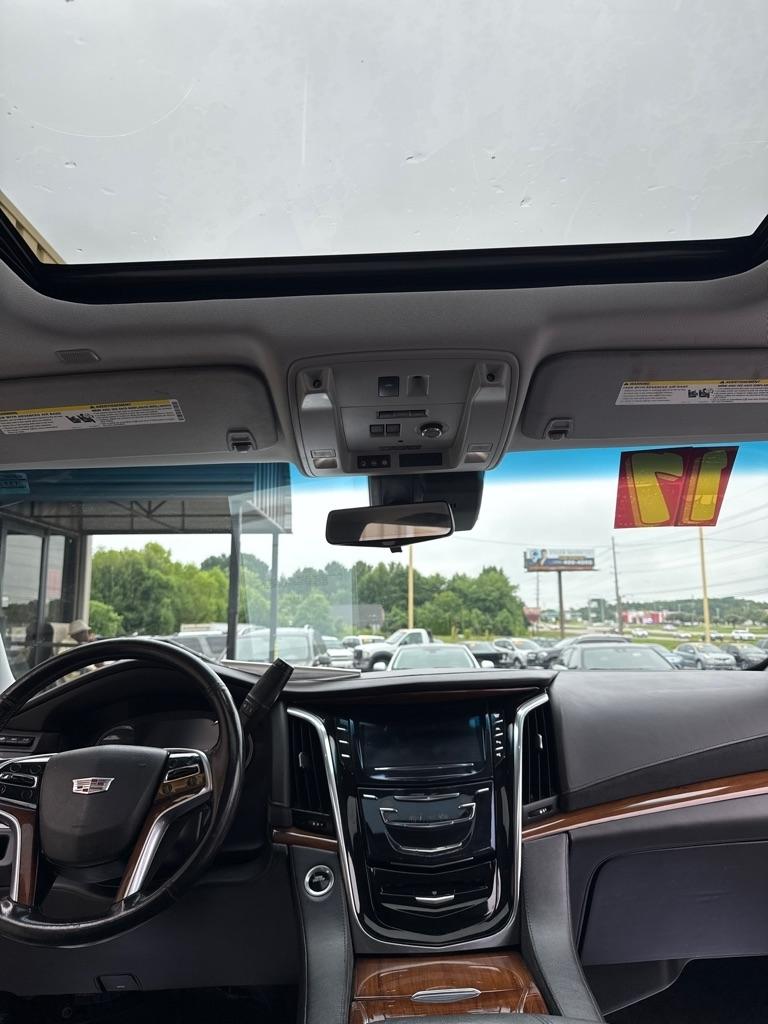 Cadillac Escalade  2017