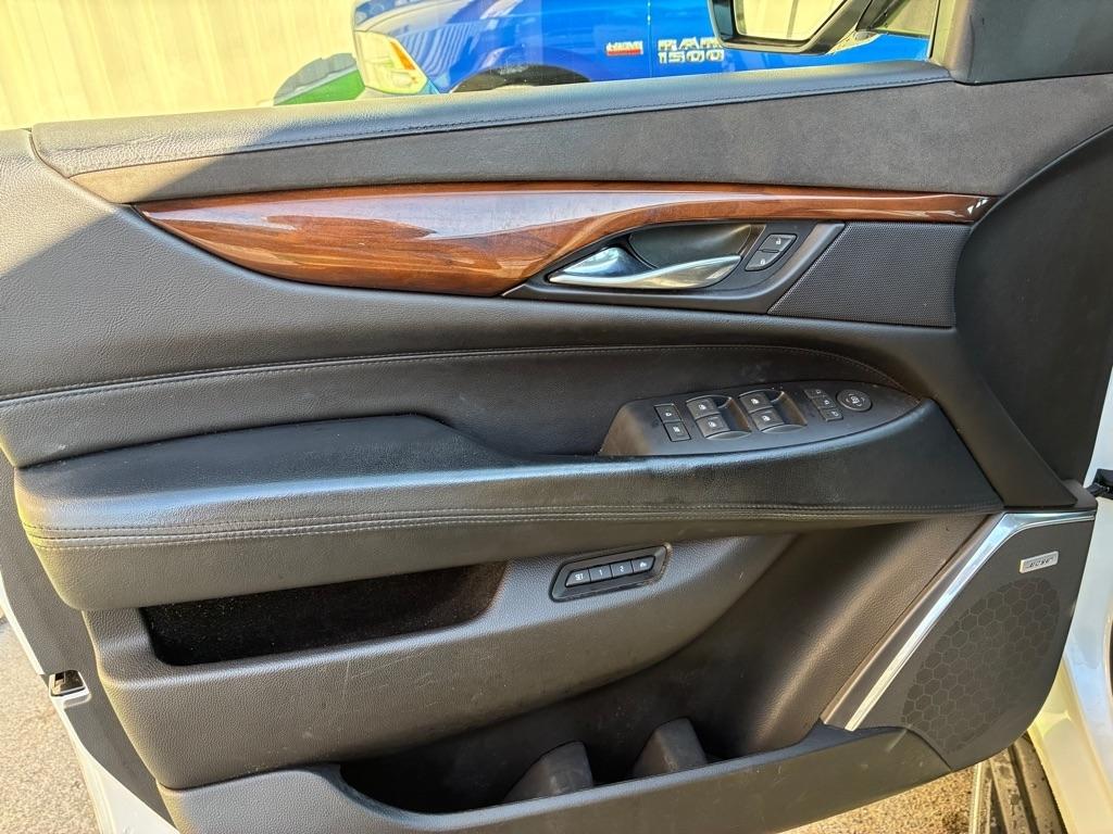 Cadillac Escalade  2017