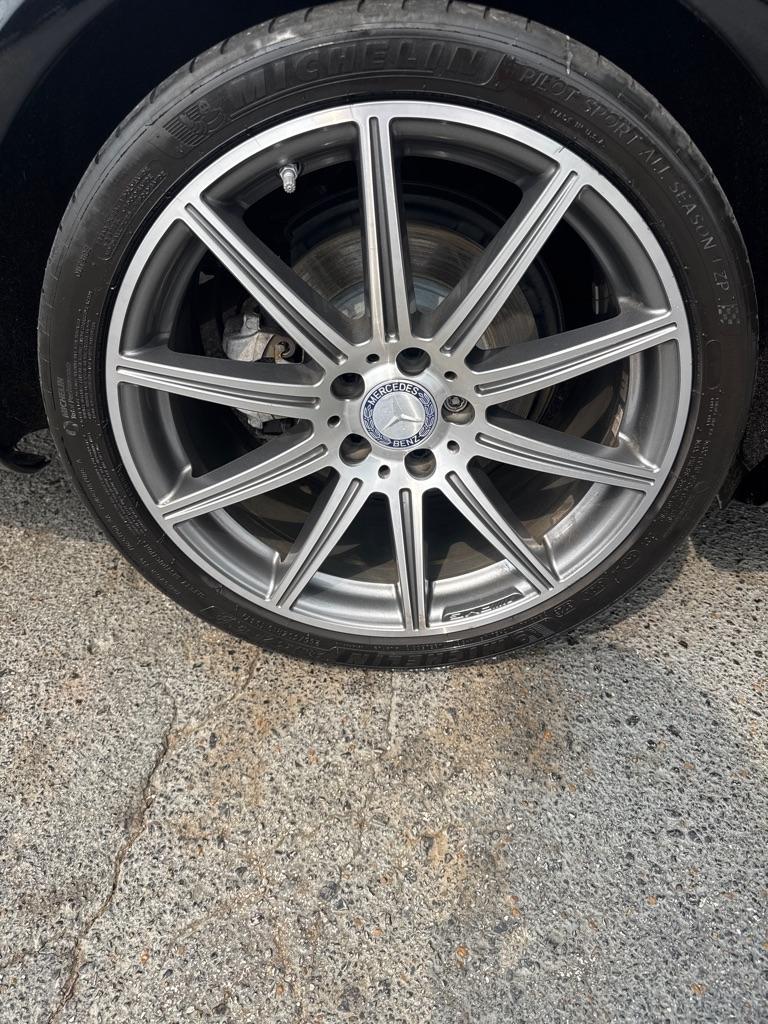 Mercedes-Benz E-Class  2015