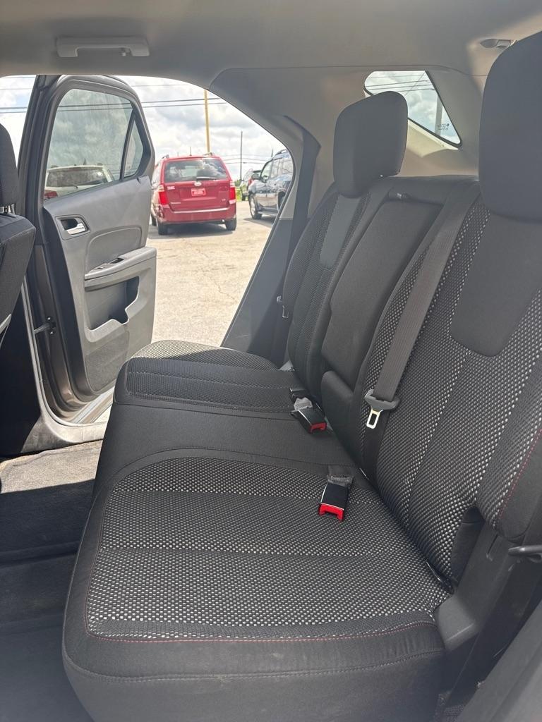 Chevrolet Equinox  2011
