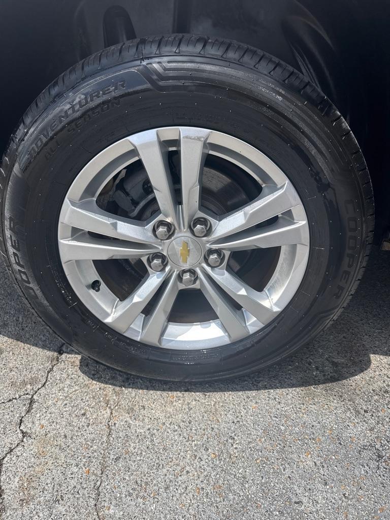 Chevrolet Equinox  2011